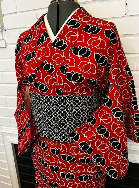 Japanese Vintage Hitoe Kimono – Red with Black & White Lotus Flower Print, 100% Cotton Unlined Kimono, Petite Size