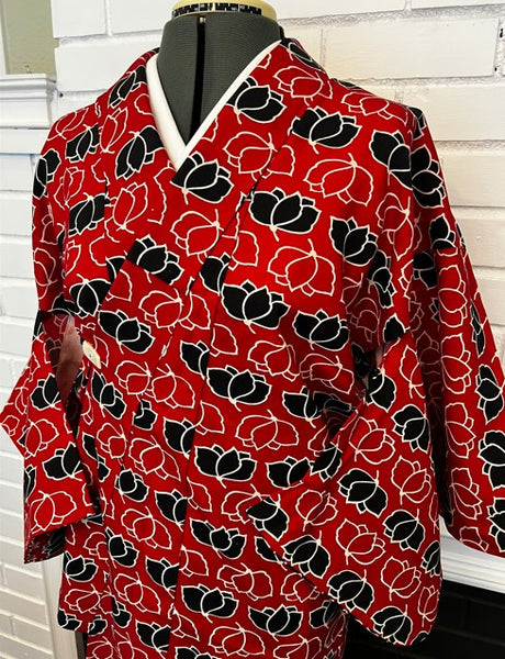 Japanese Vintage Hitoe Kimono – Red with Black & White Lotus Flower Print, 100% Cotton Unlined Kimono, Petite Size