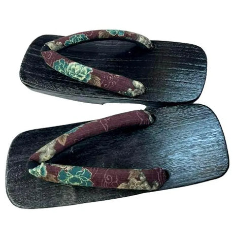 Japanese Men's Geta Sandals / Size S-M, Burgundy Straps with Chrysanthemum