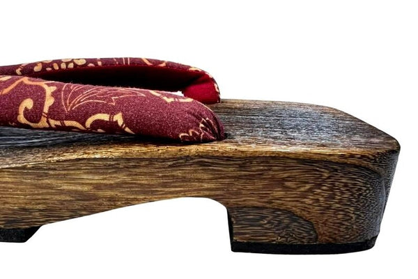 Japanese Men's Geta Sandals / Size M,  Burgundy Hanao in Karakusa Pattern