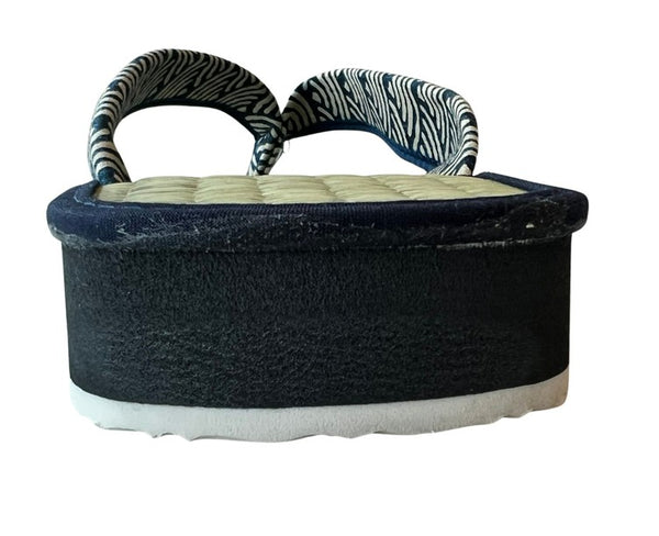 Japanese Men’s Setta Sandals – Tatami Igusa Rush Sandals with Indigo Seigaiha Wave Straps, Size XL