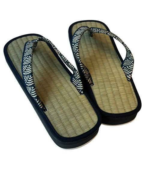 Japanese Men’s Setta Sandals – Tatami Igusa Rush Sandals with Indigo Seigaiha Wave Straps, Size XL