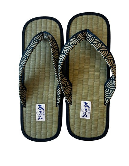 Japanese Men’s Setta Sandals – Tatami Igusa Rush Sandals with Indigo Seigaiha Wave Straps, Size XL