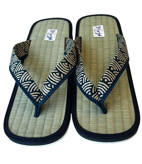 Japanese Men’s Setta Sandals – Tatami Igusa Rush Sandals with Indigo Seigaiha Wave Straps, Size XL