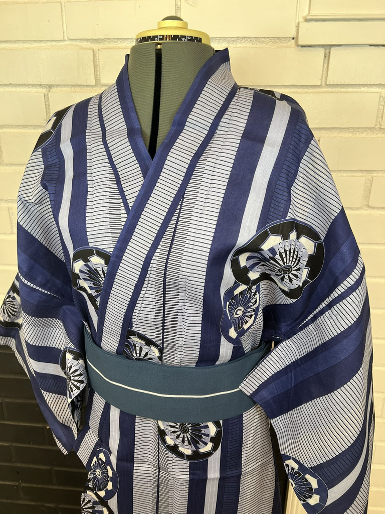 thumbnail image 2 of Japanese Men's Traditional Kaku Obi – 100% Cotton White, With Manual 2 of 3