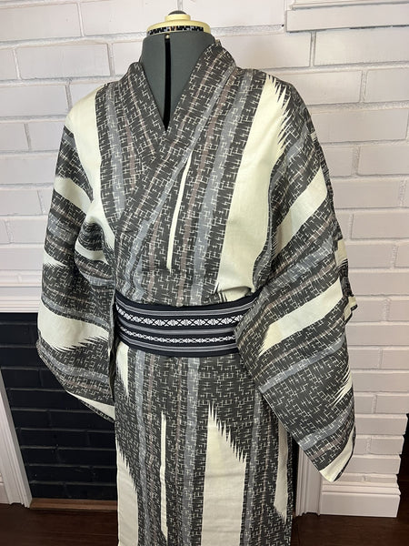 Japanese Traditional Men's YUKATA Full 3pc Set / Size: M-L, Yukata, Obi, Himo String - Varied striped design in dark gray, light gray