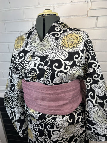 Japanese Yukata – Black with Gold and White Chrysanthemum, Size M-L