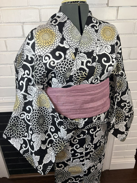 Japanese Yukata – Black with Gold and White Chrysanthemum, Size M-L