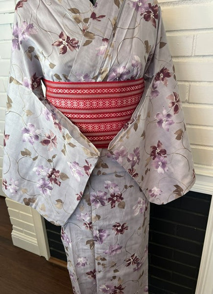 Japanese Yukata & Obi Set – Purple Grey with Floral Print & Red Geometric Weave Obi