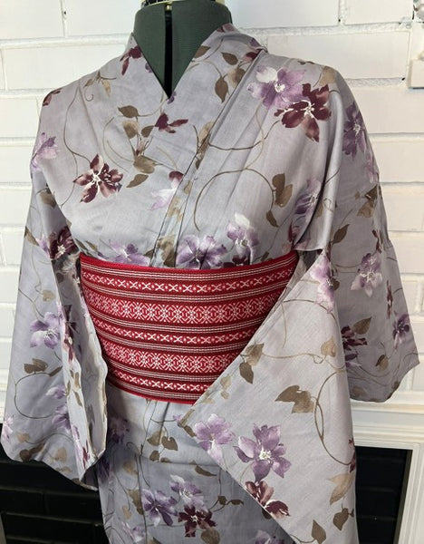 Japanese Yukata & Obi Set – Purple Grey with Floral Print & Red Geometric Weave Obi