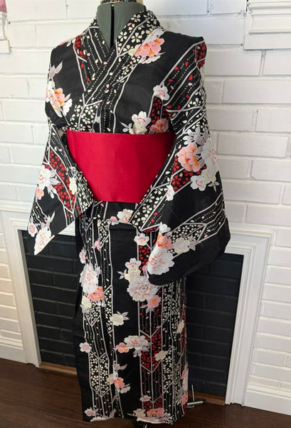 Japanese Yukata & Pre-tied Obi Set – Black Floral Print with Red Satin Bow Obi