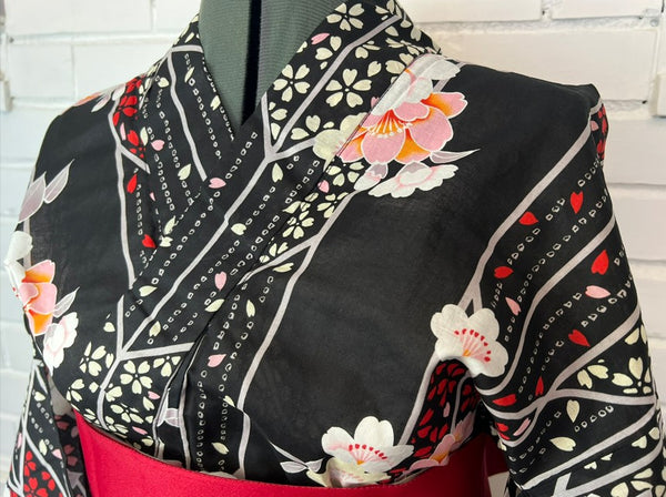 Japanese Yukata & Pre-tied Obi Set – Black Floral Print with Red Satin Bow Obi