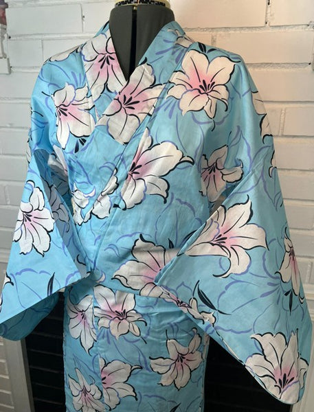 Japanese Yukata and Hanhaba Obi Set -  Sky Blue Lily Floral with Navy & Mint Reversible Obi