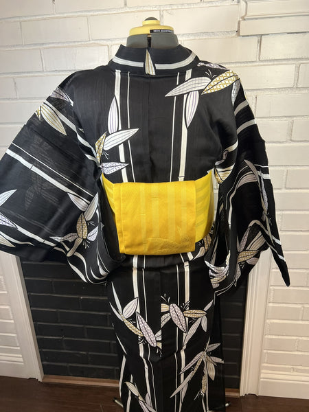 YUKATA, Black with Geometric Leaf Motif, Size: M-L / Japanese Traditional Women's Yukata