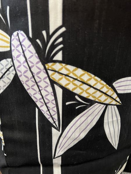 YUKATA, Black with Geometric Leaf Motif, Size: M-L / Japanese Traditional Women's Yukata
