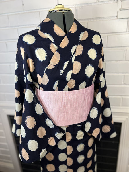 Japanese Vintage YUKATA, Size S, Navy Blue with Pastel Polka Dot Shibori / Traditional Women's Yukata
