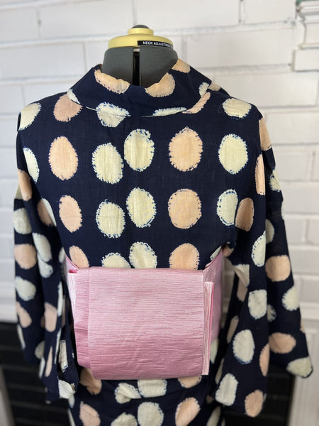 Japanese Vintage YUKATA, Size S, Navy Blue with Pastel Polka Dot Shibori / Traditional Women's Yukata