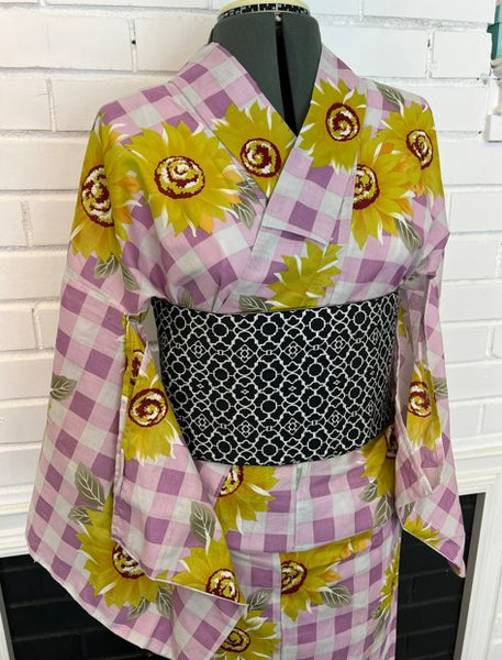 Japanese Vintage Yukata – Sunflower Print on Pink Gingham Check, Women's Cotton Kimono