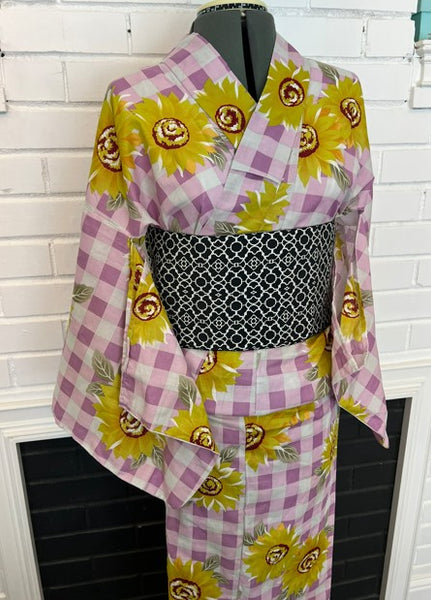 Japanese Vintage Yukata – Sunflower Print on Pink Gingham Check, Women's Cotton Kimono