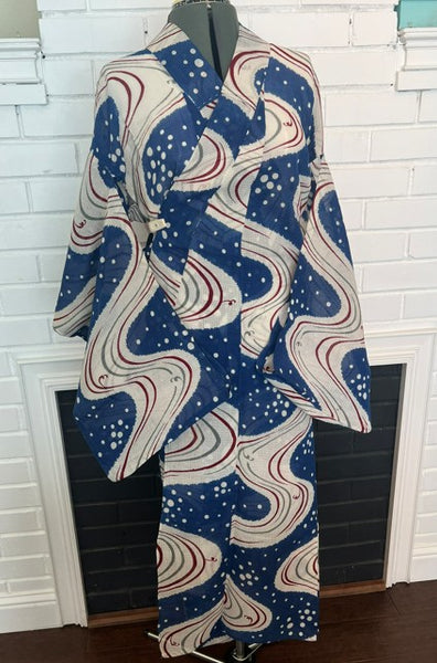 Japanese Vintage Yukata – Blue & White Swirl Wave Print, Petite Size Cotton Kimono, Hand-Sewn
