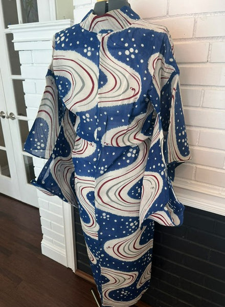 Japanese Vintage Yukata – Blue & White Swirl Wave Print, Petite Size Cotton Kimono, Hand-Sewn
