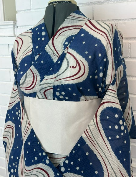 Japanese Vintage Yukata – Blue & White Swirl Wave Print, Petite Size Cotton Kimono, Hand-Sewn