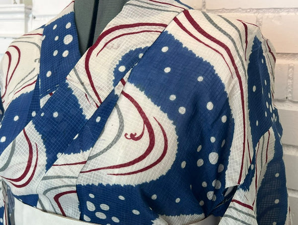 Japanese Vintage Yukata – Blue & White Swirl Wave Print, Petite Size Cotton Kimono, Hand-Sewn